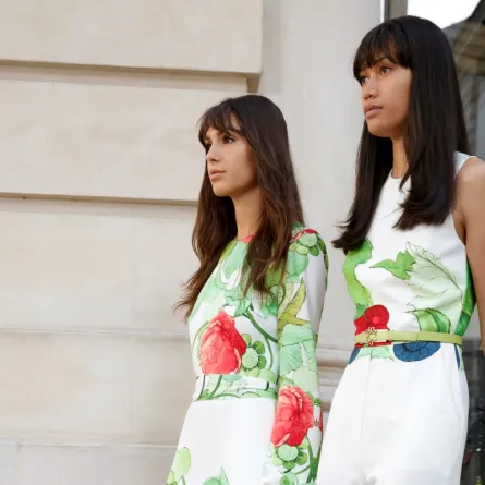 فساتين بطبعات صيفية لتتألّقي في العيد من إيلي صعب  Elie Saab