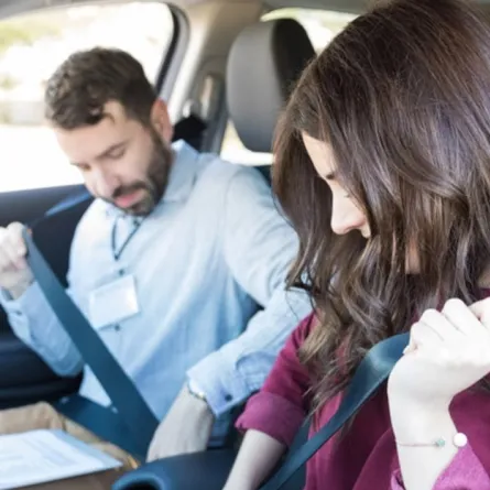 ربط حزام الأمان يعني المزيد من السلامة