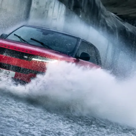 ظهور مبهر من رينج روفر سبورت الجديدة