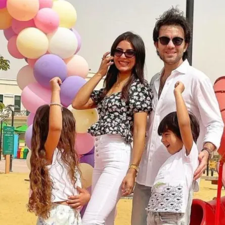 شريف رمزي وزوجته ريهام أيمن  وابناهما شريف وليليا - الصورة من حسابها على انستغرام