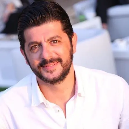 طوني عيسى - الصورة من حسابه على فيسبوك