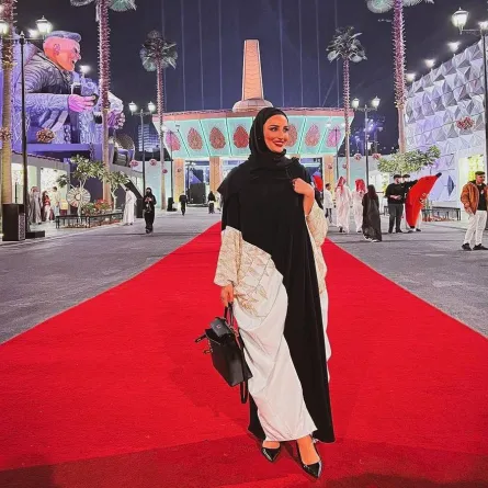 تنسيق الكعب مع الوان العباية