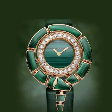 ساعات فاخرة من المالاكيت  Malachite Timepieces