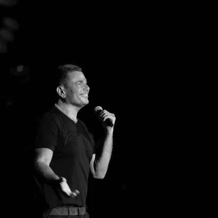 عمرو دياب - صورة من حسابه على إنستغرام