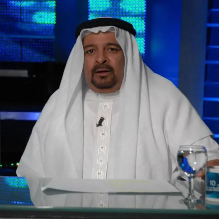 علي السبع - لقطة من أحد البرامج التي شارك فيها الفنان السعودي