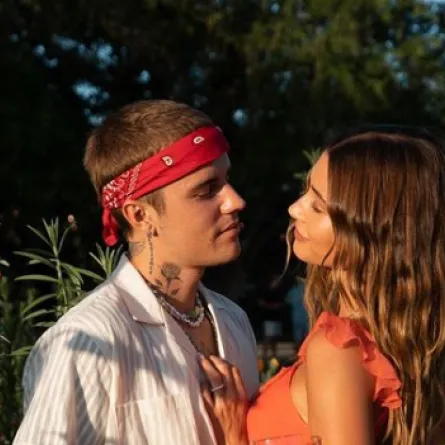 جاستين بيبر وهايلي بالدوين