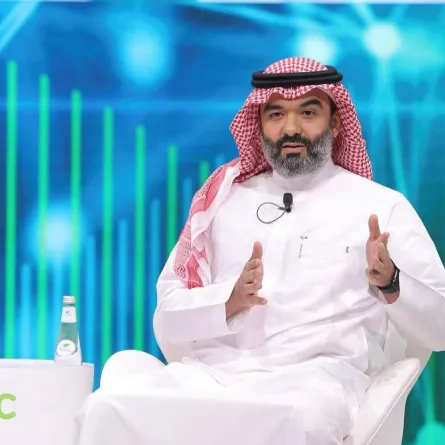  وزير الاتصالات السعودي يبدأ سلسلة اجتماعات مع كبرى الشركات الأمريكية بهدف حذب الاستثمارات إلى المملكة