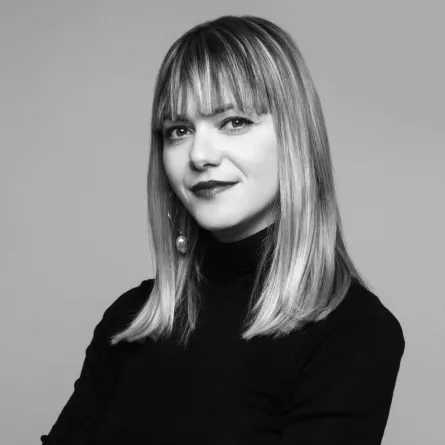 المصمّمة اللبنانية جوانا لورا قسطنطين 