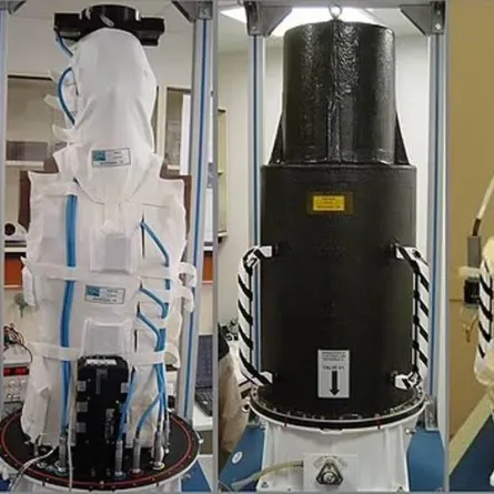 ناسا ترسل شبحين إلى القمر لأجل رائدات الفضاء