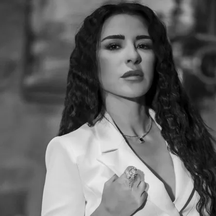 ماغي بو غصن - الصورة من حسابها على فيسبوك