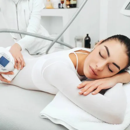 تقنية التحفيز الكهربائي لشدّ عضلات الجسم  Body Muscles Stimulation