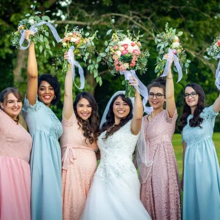 وصيفة العروس