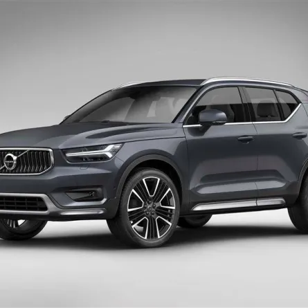 فولفو تحدّث XC40 بمحرك هجين