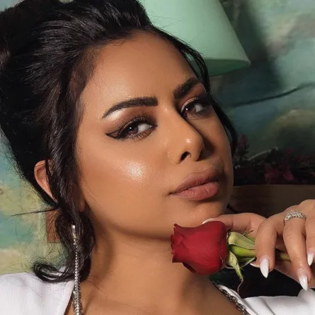 هند البلوشي- الصورة من حسابها على الانستغرام