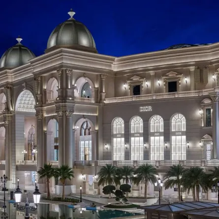 متجر ديور الجديد في الدوحة 