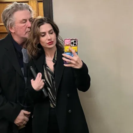 أليك بالدوين وزوجته