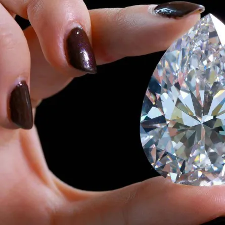 صورة الألماسة البيضاء 