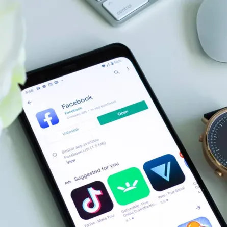  فيسبوك تنجح فى التخلص من أشهر ميزات تتبع الموقع على منصتها