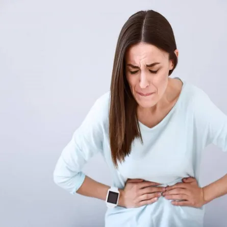 صورة لحامل  تعاني من ألم في البطن