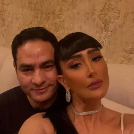 غادة عبد الرازق برفقة زوجها - الصورة من حسابها على انستغرام