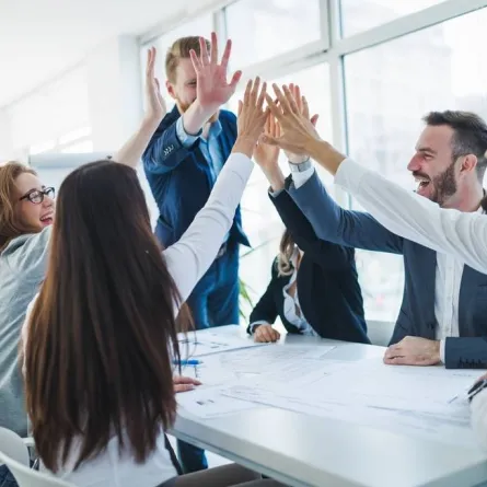 نصائح لبناء علاقات إيجابيّة مع الزملاء