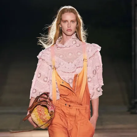 حقائب الكروشيه والقشّ