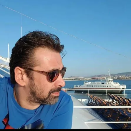 كريم عبدالعزيز - صورة من حسابه على فيسبوك