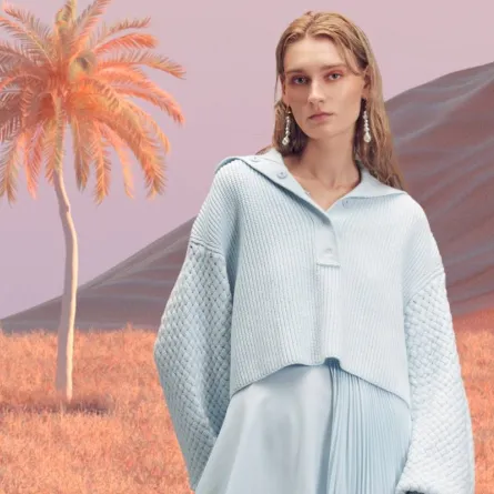 ملابس باللون الأزرق