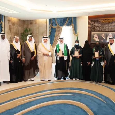 أمير منطقة مكة المكرمة يكرم طلاب وطالبات تعليم مكة المكرمة وجدة الفائزين بجوائز (آيسف 2022)