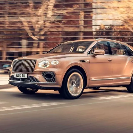 بنتلي تطلق Bentayga بقاعدة عجلات أطول
