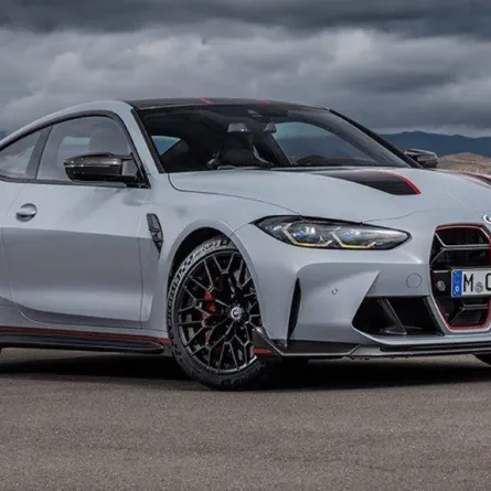 سيارة BMW M4 CSL