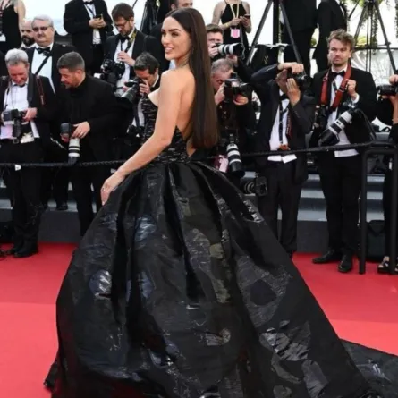 الأسود يزيّن إطلالات مهرجان كان - الصورة من حساب رافا كاليمان Rafa Kalimann على إنستغرام