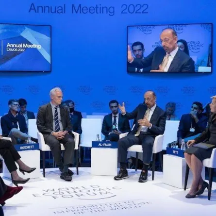  المهندس خالد الفالح وزير الاستثمار السعودي في جلسة حوارية اليوم