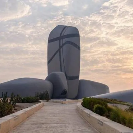 فيلم سعودي ينال اهتمام 10 شركات إنتاج عالمية بعد عرضه في مهرجان "كان" السينمائي الـ 75