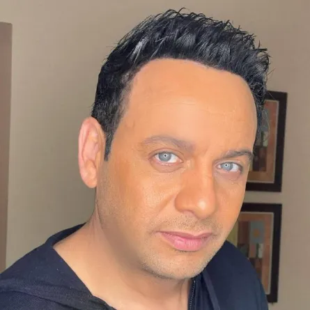 مصطفى قمر - الصورة من حسابه على انستغرام