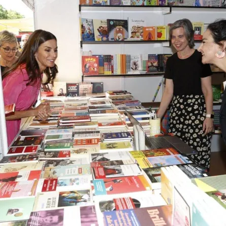 الملكة ليتيزيا في معرض الكتاب- الصورة من موقع Royal Central