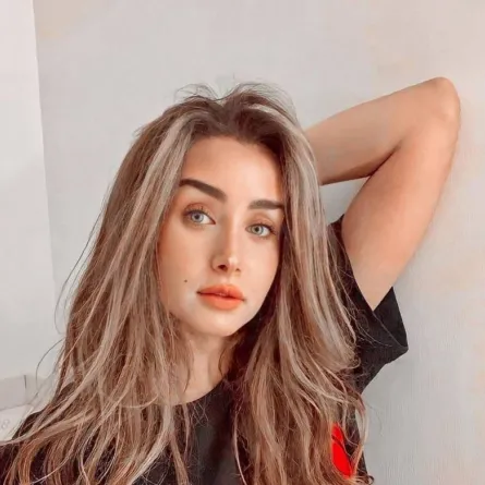 هنا الزاهد - الصورة من حسابها على انستغرام