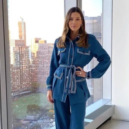 إطلالات كاجوال من جيسيكا بيل