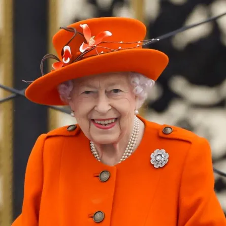 الملكة إليزابيث 
