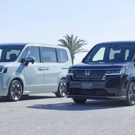 هوندا تكشف عن سيارة عائلية جديدة