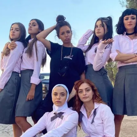 كواليس مسلسل مدرسة " الروابي"- صورة من صفحة الكاتبة تيما الشوملي