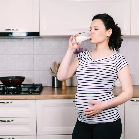 فوائد الحليب مع العسل للحامل