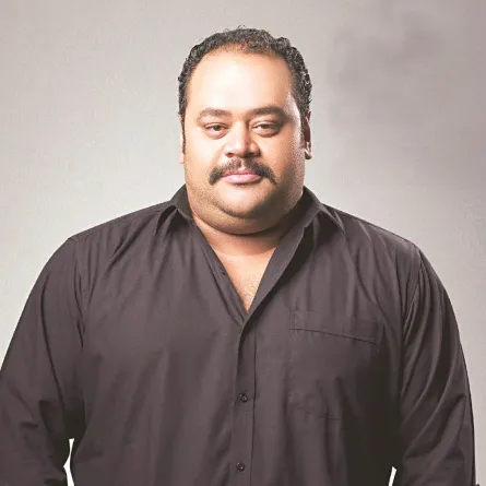 محمد ممدوح - الصورة من صفحته على الفيس بوك