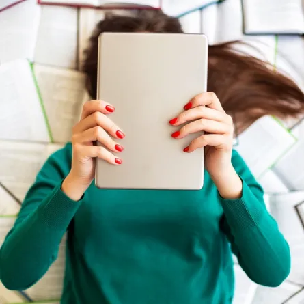 إتيكيت التعامل مع السوشيال ميديا