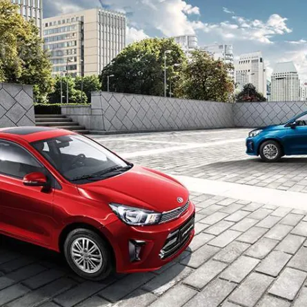 سيارات سيدان صغيرة واقتصادية