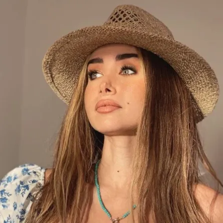 هنا الزاهد - صورة من صفحتها الرسمية على " انستغرام"