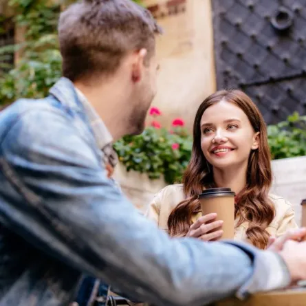 أسئلة يجب طرحها على نفسك قبل الخطوبة