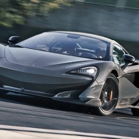 سيارة حصرية من ماكلارين تحمل اسم الملكة إليزابيث