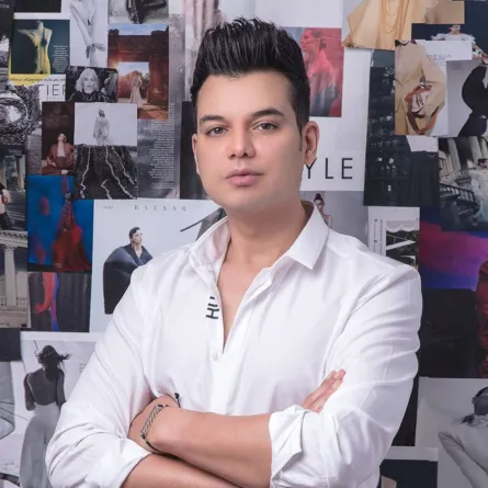 المصمّم أمجد خليل