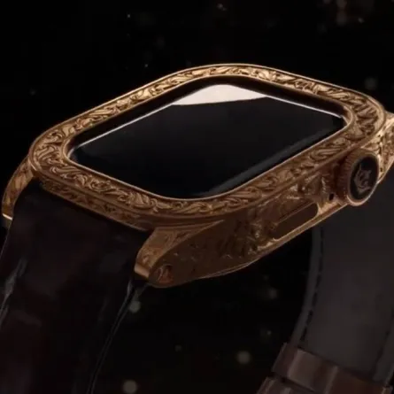 صورة ساعة أبل الذهبية